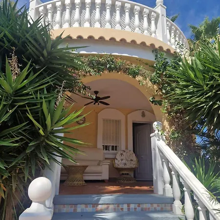 Luxurious Spanish In El Gran Alacant - Sleeps 12 Villa *